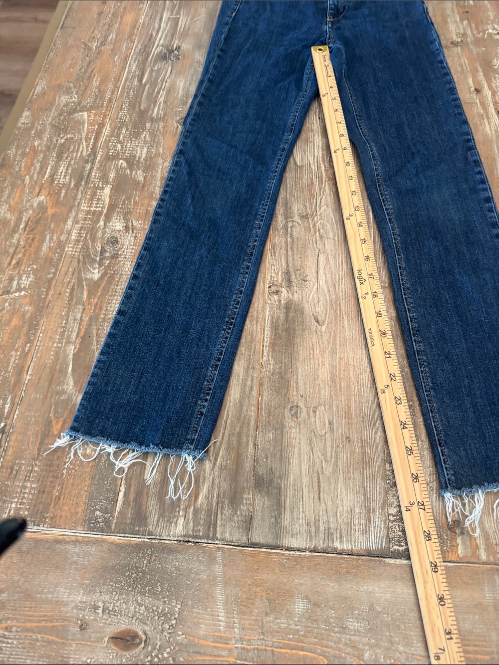 rag & bone blue denim jeans with contrast stitching